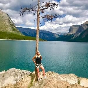 Meet your Posher, Lauren